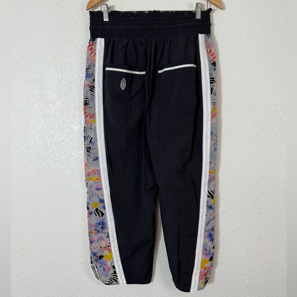 FP Movement by Free People Champ Is Here Printed Pants Athletic Athlesiure Yoga - Picture 4 of 7